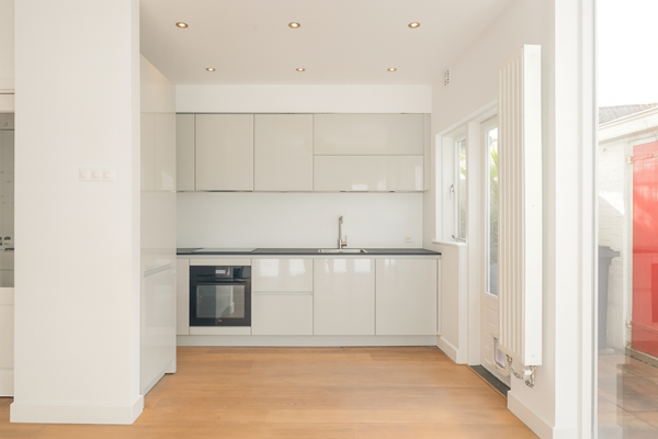Medium property photo - van Limburg Stirumstraat 27B, 2201 JM Noordwijk
